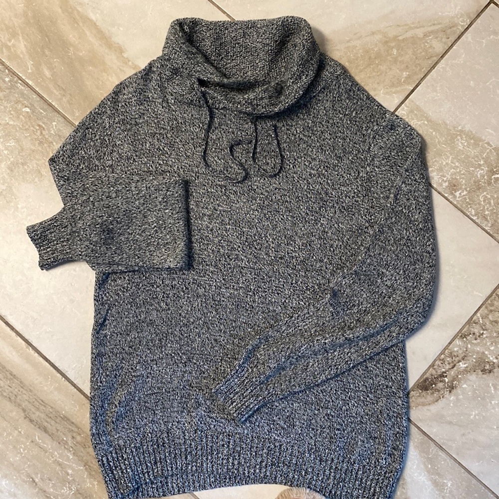 Men size large black and gray tweed loose turtleneck sweater